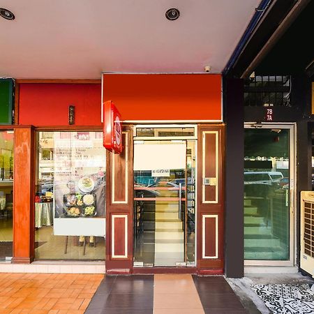 Super Oyo 90562 J Hotel Pj ペタリンジャヤ エクステリア 写真